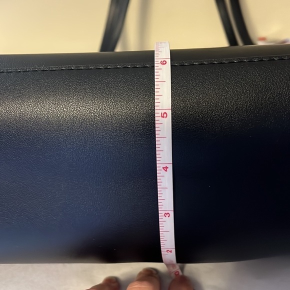 NWOT Black Victoria’s Secret studded tote bag, gold interior, wide open space - Picture 8 of 10